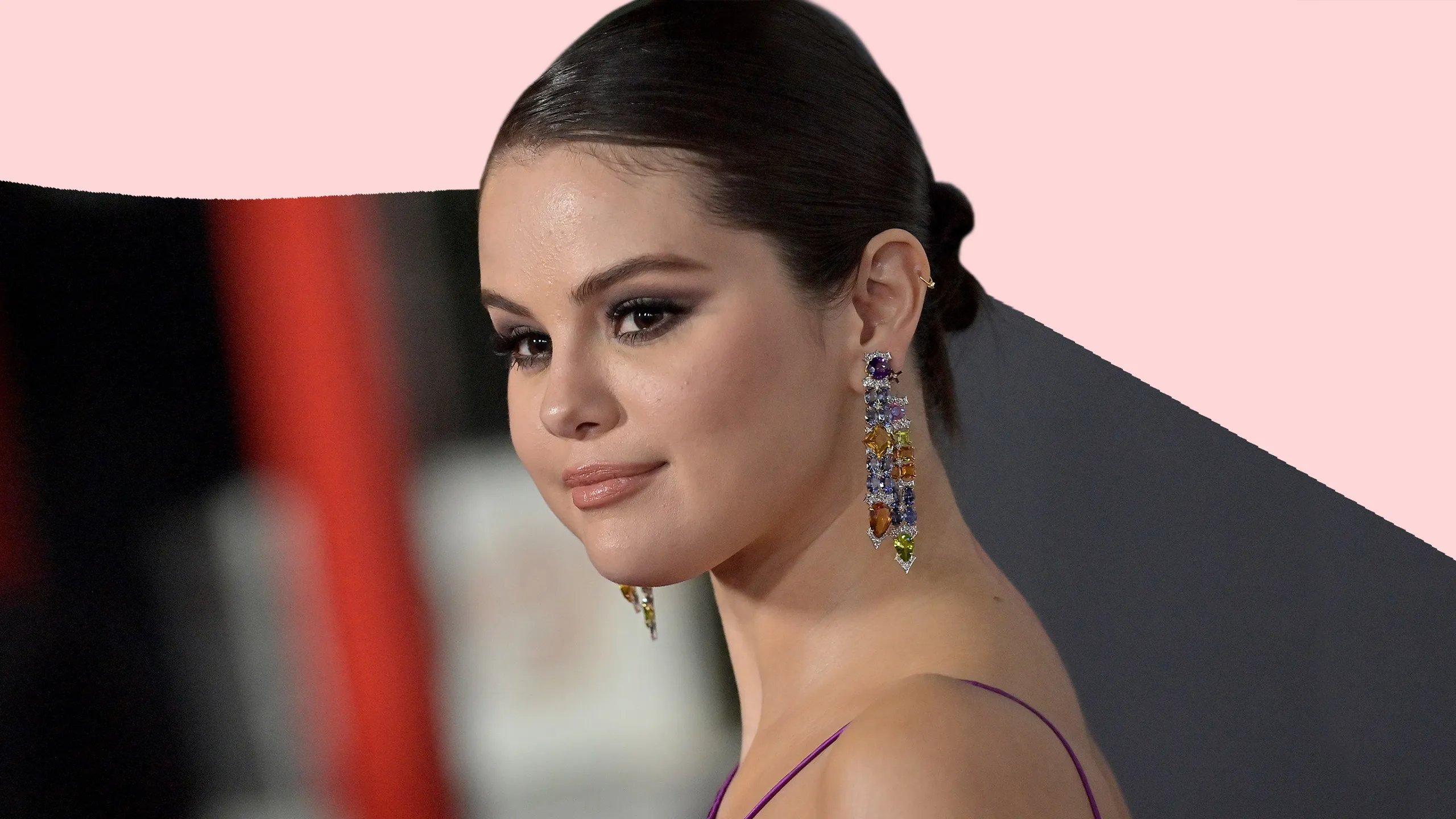 Selena Gomez Shares Make-Up-Free Selfies After TikTok Fiasco